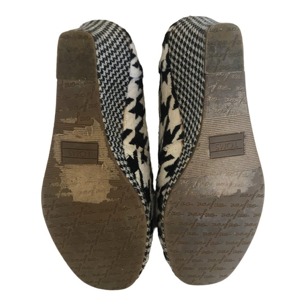 Toms 4" Platform Wedge Black & White Houndstooth Peep Toe Shoe Size W7 - Picture 5 of 8